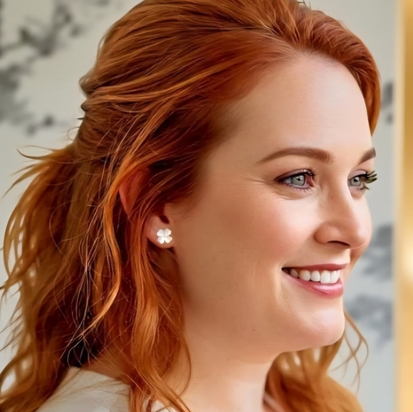 🆕️ S925 Silver Four-Leaf Clover Stud Earrings Dainty Trendy Lucky Charm Jewelry - Picture 6 of 13